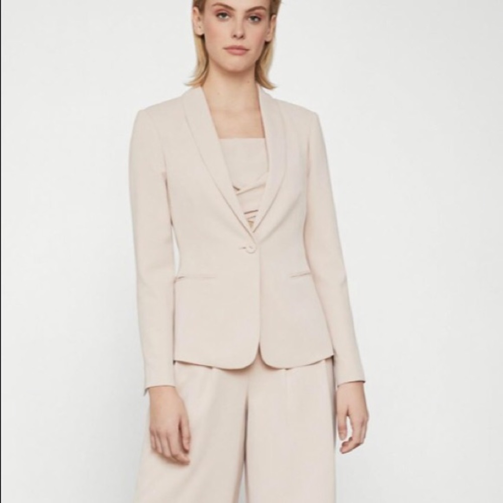 BCBGMAXAZRIA  PINK BLAZER - Picture 2 of 14